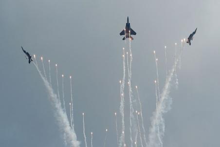Spectacular pictures of Singapore Airshow