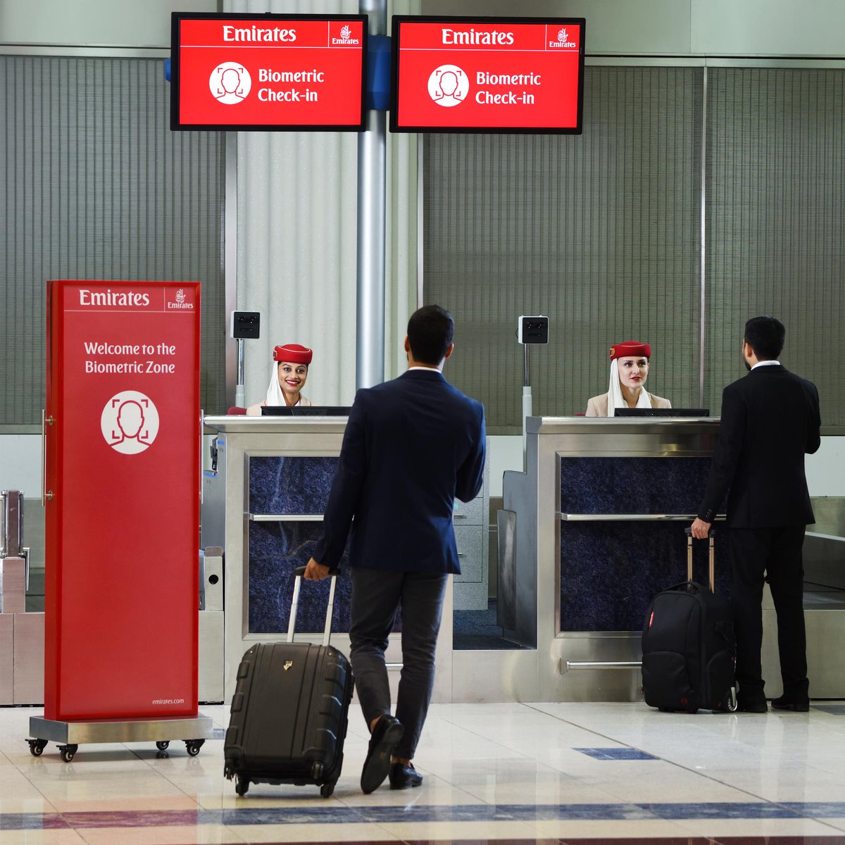 Emirates Airways introduces the new iris and facial recognition technology for its passengers