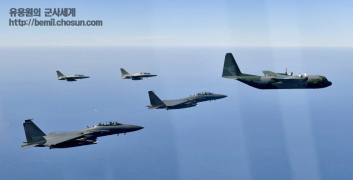 South Korean F 15 Pilots Salute Returning Soldier’s Remains in Touching Tribute. | Crewdaily