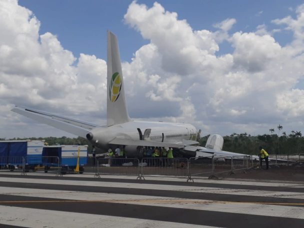 Fly Jamaica Airways; A Boeing 757 Headed To Toronto Returns And Crash ...