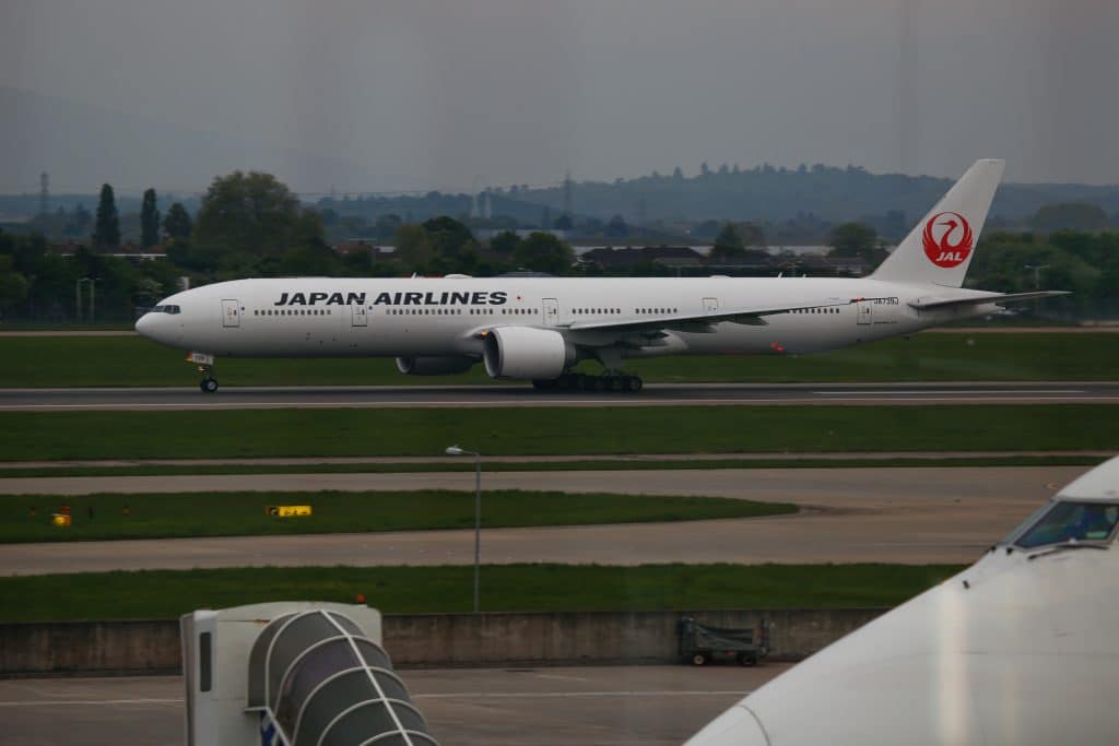 Japan Airlines; pilot arrested at Heathrow Airport for being “Drunk”