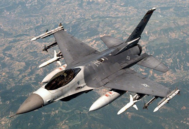Comparison of F-16 Fighting Falcon VS F-35 Lightning II