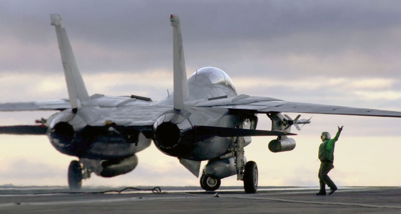 amazing-facts-about-grumman-f-14-tomcat-crew-daily