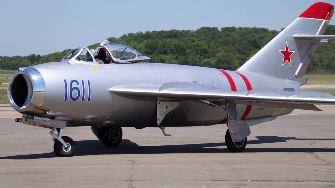 Amazing Facts About Mikoyan-Gurevich MiG-15 - Crew Daily