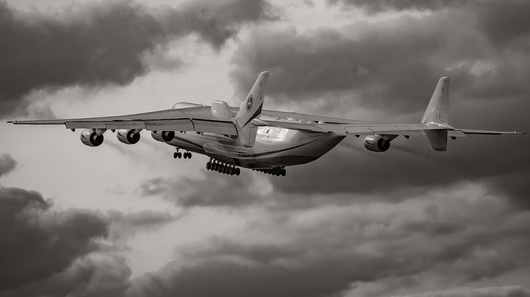 Interesting Facts About The Antonov An-225: The World's Largest ...