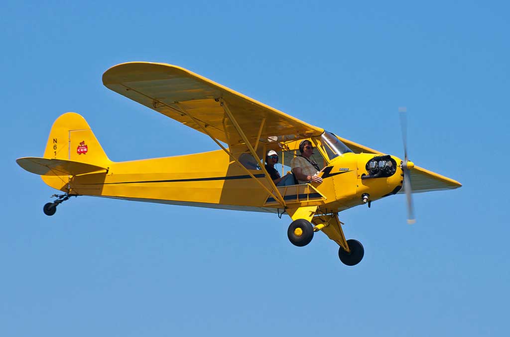 Piper J-3 Cub.