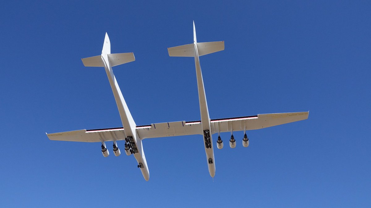 Stratolaunch; The world's largest plane finally took its first flight with big plans for the future