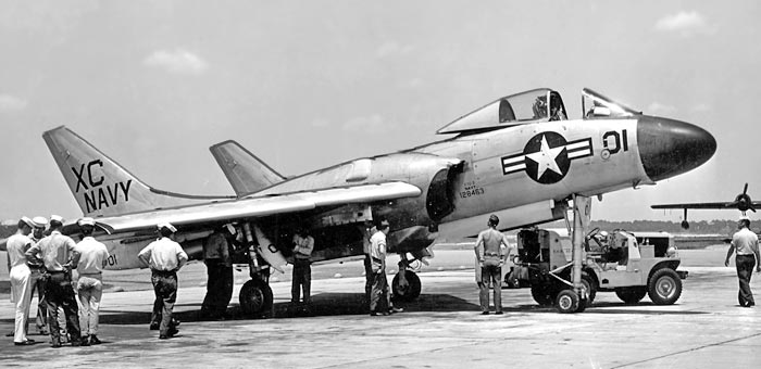 Vought F7U Cutlass3 | Crewdaily