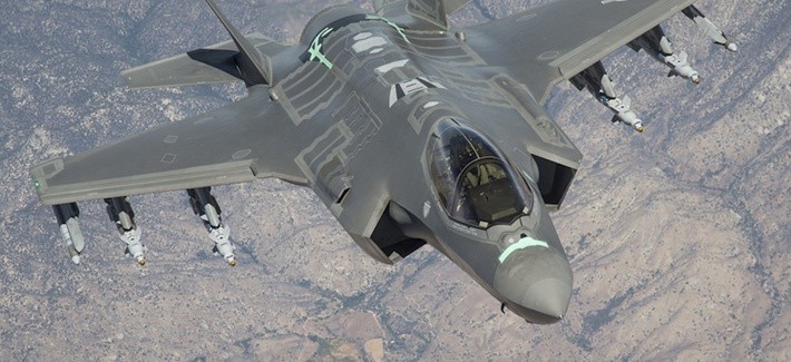 Comparison of F-35 Lightning II VS F-22 Raptor