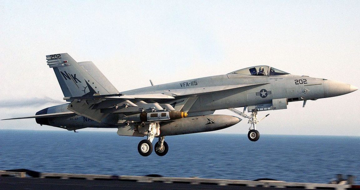 Amazing facts about the Boeing F/A18E/F Super Crew Daily