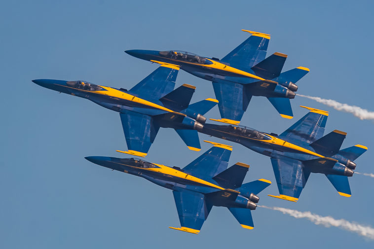 Comparison of Flight Demonstration Teams; Blue Angels VS Thunderbirds ...