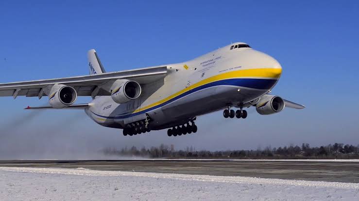 Interesting facts about Antonov An-124 Ruslan; The Largest Russian Military Cargo Transport Aircraft