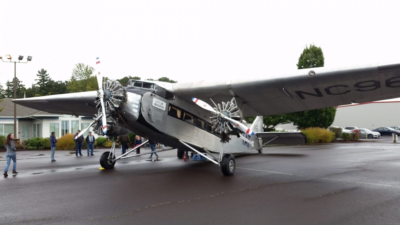 Ford Trimotor: The Civilian and Military Transport Aircraft