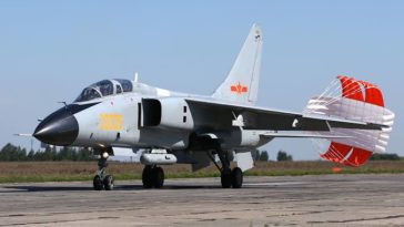 Interesting facts about Xian JH-7 Flounder/FBC-1 Flying Leopard