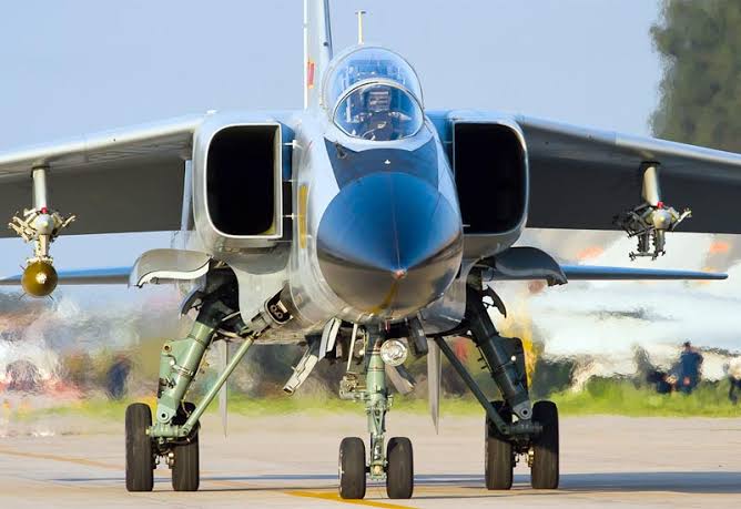 Interesting facts about Xian JH-7 Flounder/FBC-1 Flying Leopard