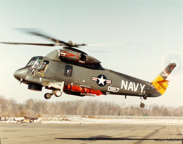 Kaman Sh-2 Seasprite: The Antisubmarine Warfare (asw) Helicopter - Crew 