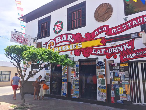 Charlie’s Bar | Crewdaily