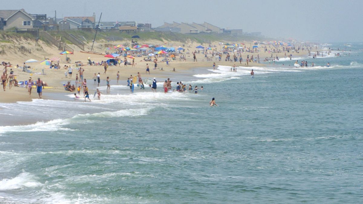 Best Beaches For Airline Crew to Find Near Charlotte, North Carolina