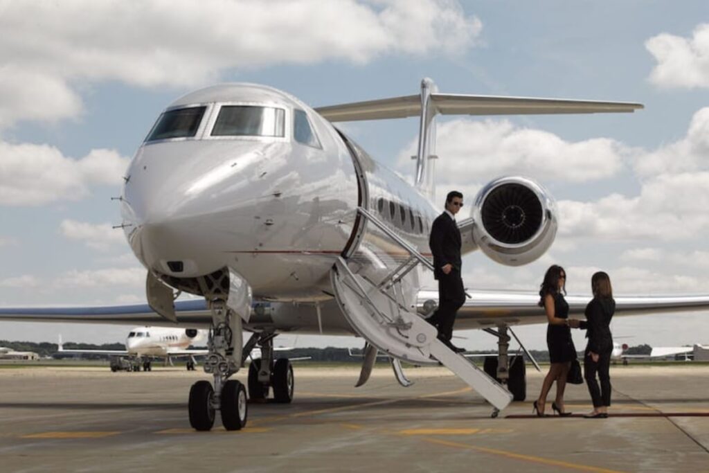 What is FBO in Aviation: Your Complete Guide to Fixed-Base Operators What is FBO in Aviation