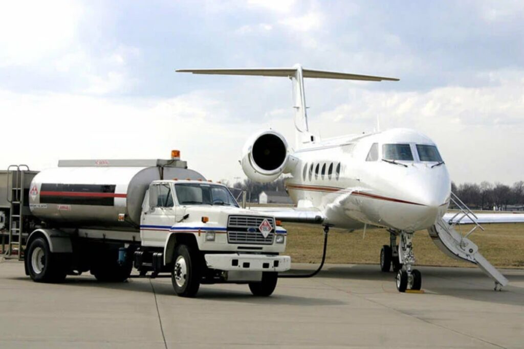 How Long Does It Take to Refuel a Private Jet? (Explained for 2026) How Long Does It Take to Refuel a Private Jet