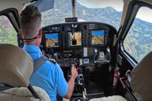 Why Pilots Prefer Manual Landing