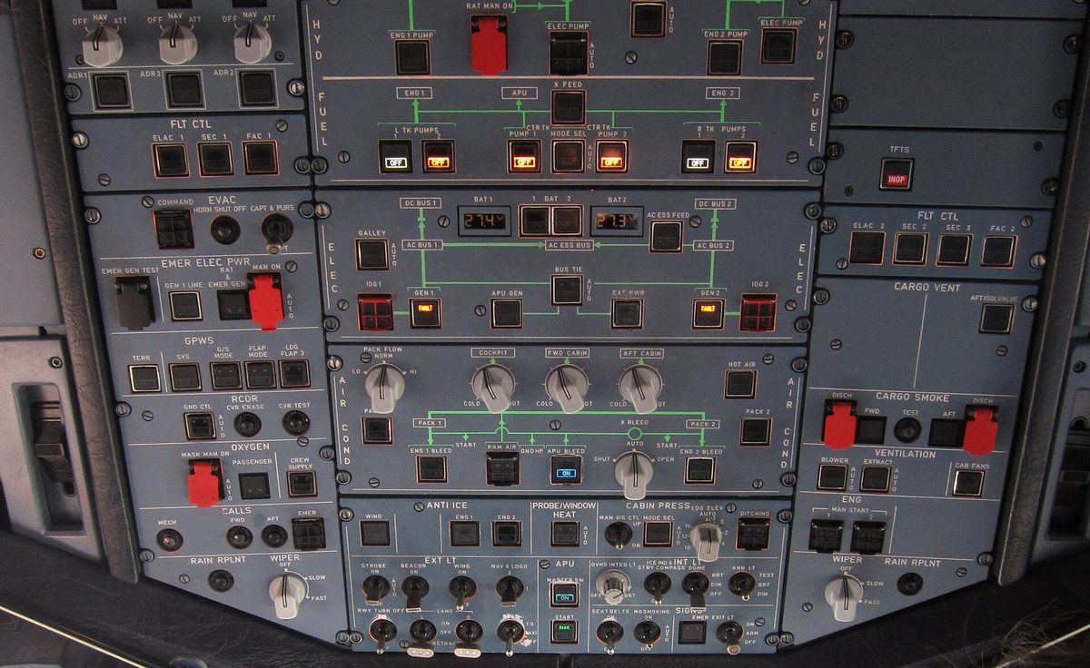Why Plane Cabins Are Always Freezing (and Boiling at the Gate) 3 Airbus A320 overhead panel showing the air conditioning pack and bleed air controls