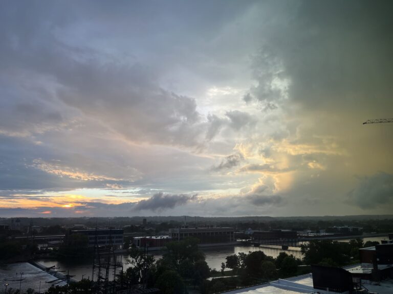 lightning strike aircraft storm | Crewdaily